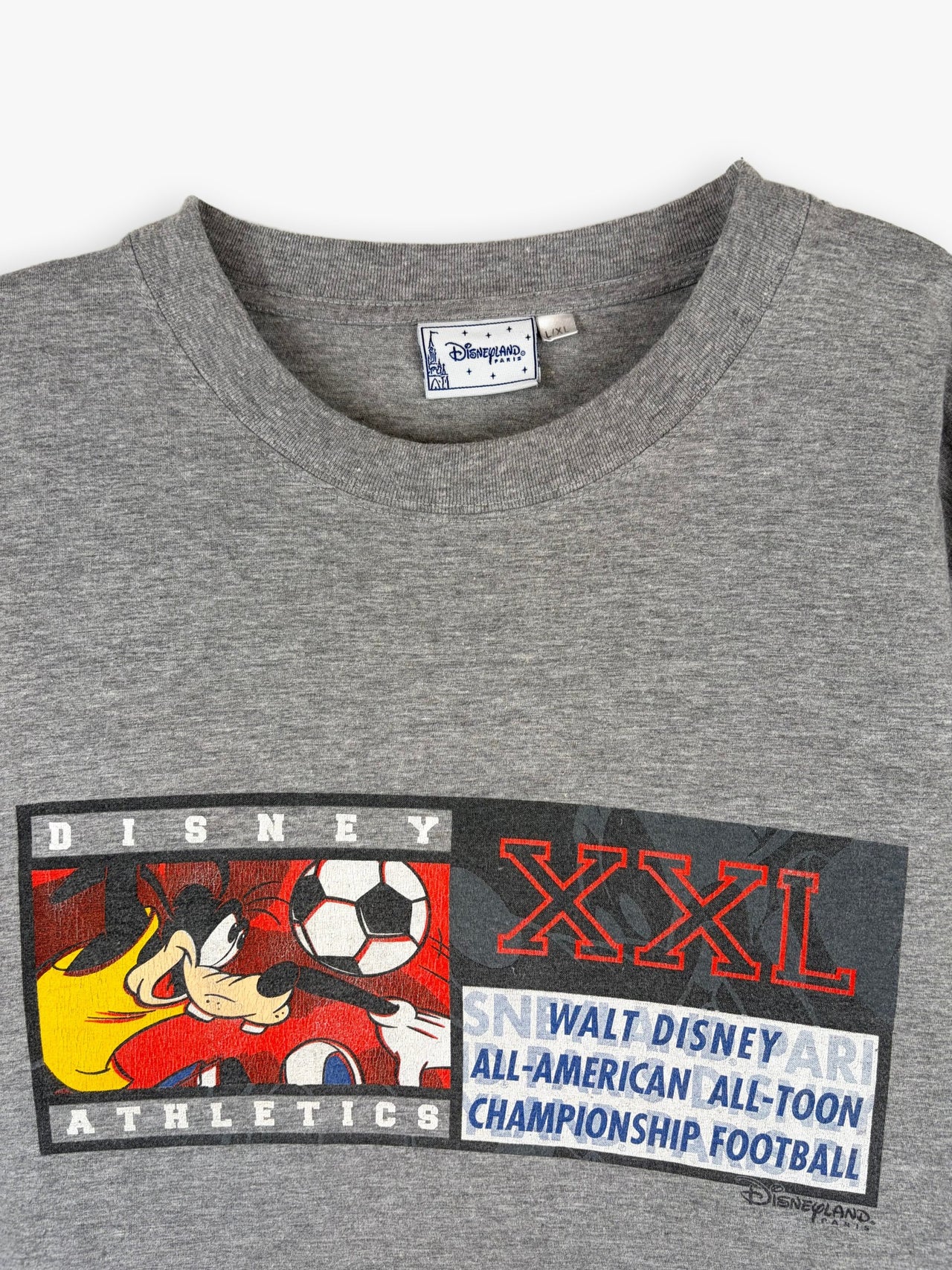 1990s Disneyland Paris Walt Disney Goofy Football T-Shirt