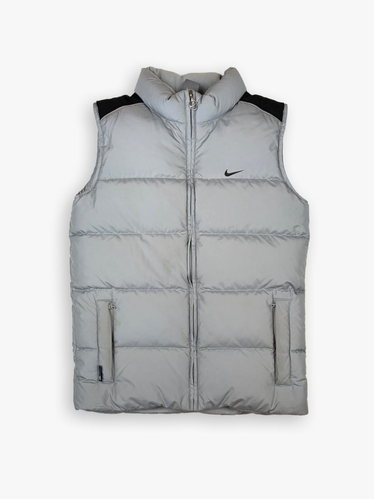 2000s Women’s Nike Puffer Vest