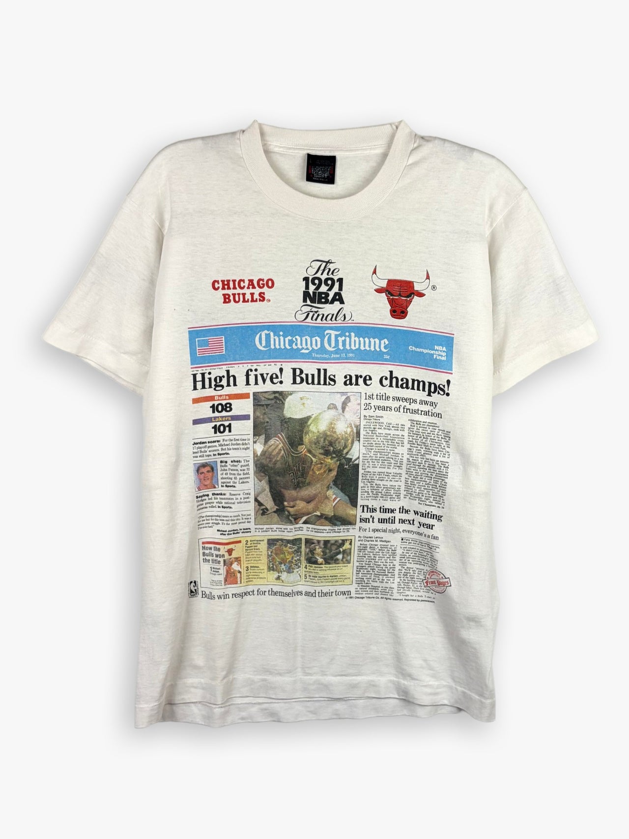 1991 Chicago Bulls NBA Championship Tribune T-Shirt