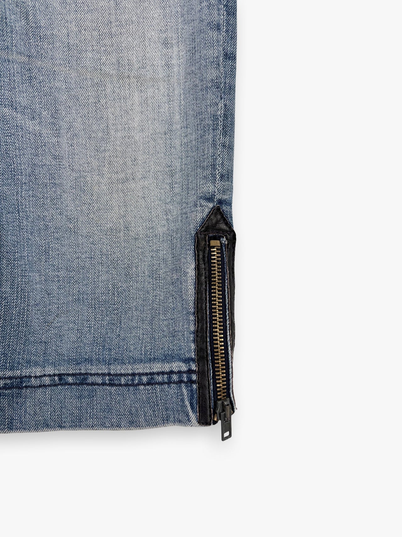 2000s Women’s Armani Capri Shorts