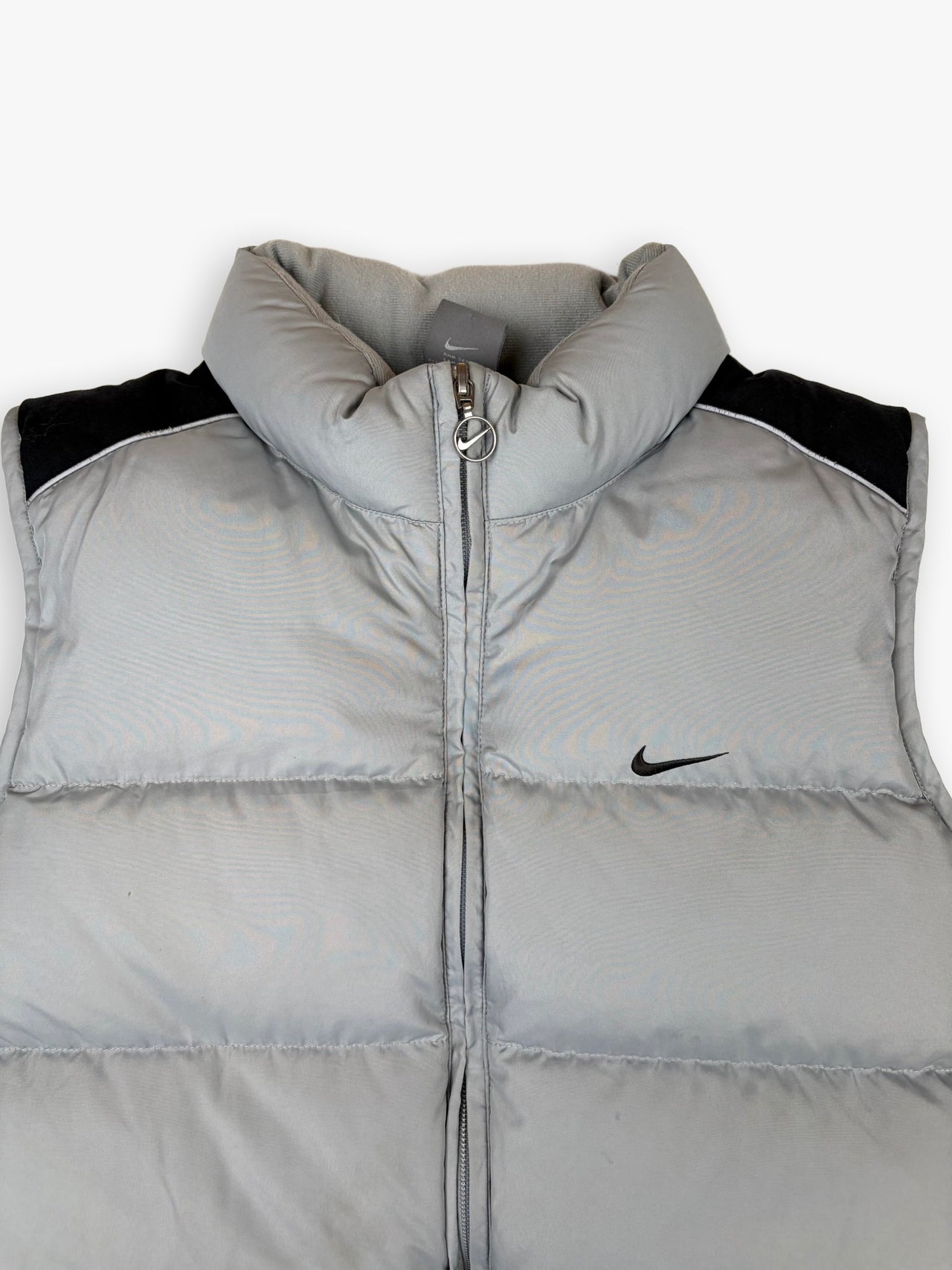 2000s Women’s Nike Puffer Vest