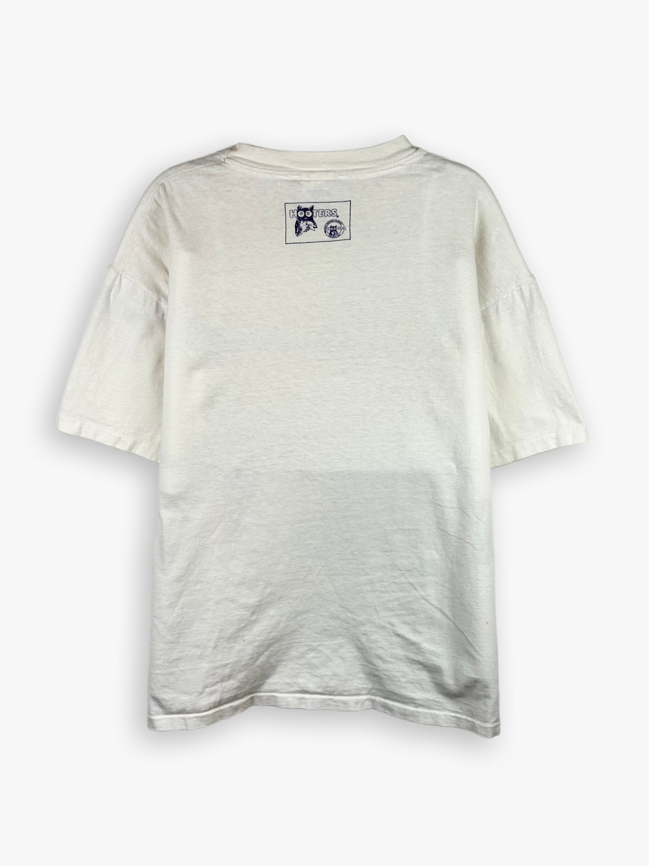 1995 Hooters Alaska T-Shirt